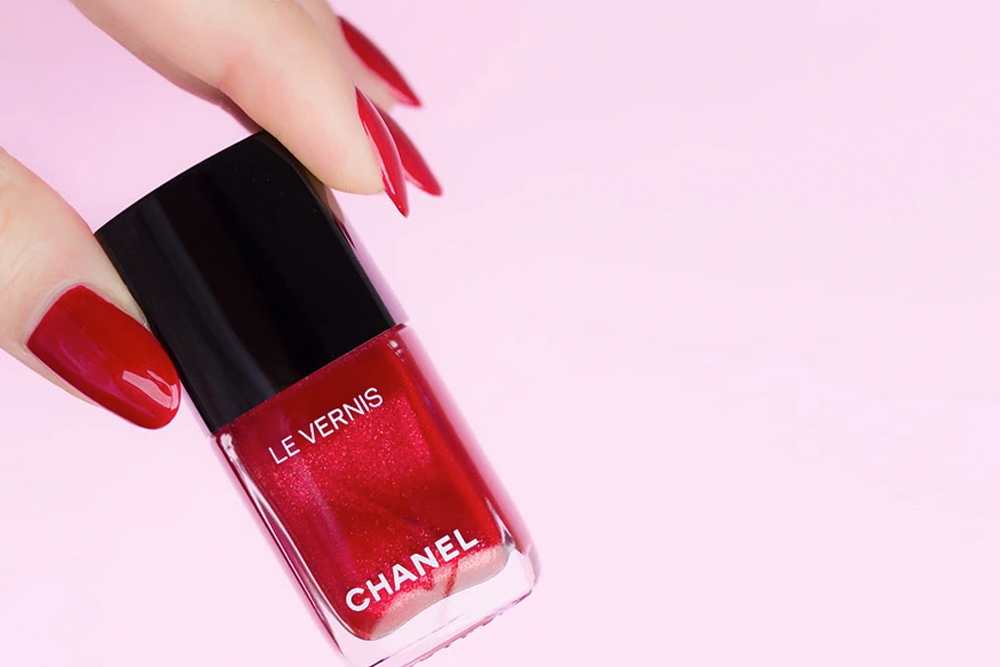 Chanel Longwear Nail Colour in Gitane Review | Allure