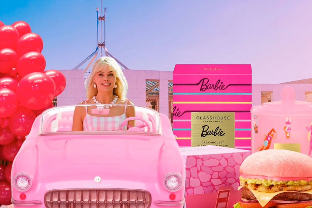 Dina and best sale her barbie car