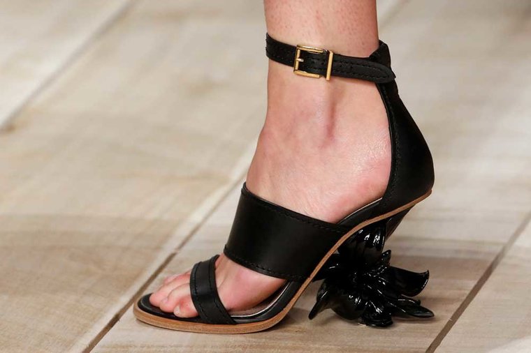Alexander McQueen's 3D Printed Magnolia Heels Will Simply Wow You ...